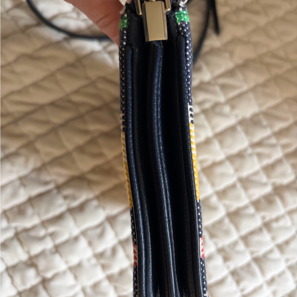 🤩Kate Spade Jackson Boardwalk Stripe Triple Gusset Crossbody ✨ - Picture 7 of 8